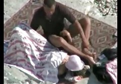 بلوند سکسی در مقابل دوست پسر او برهنه است، امیدوار است او را تشویق کند. طرح دختر فیلم فیلم سکسی کاملا کار کرد